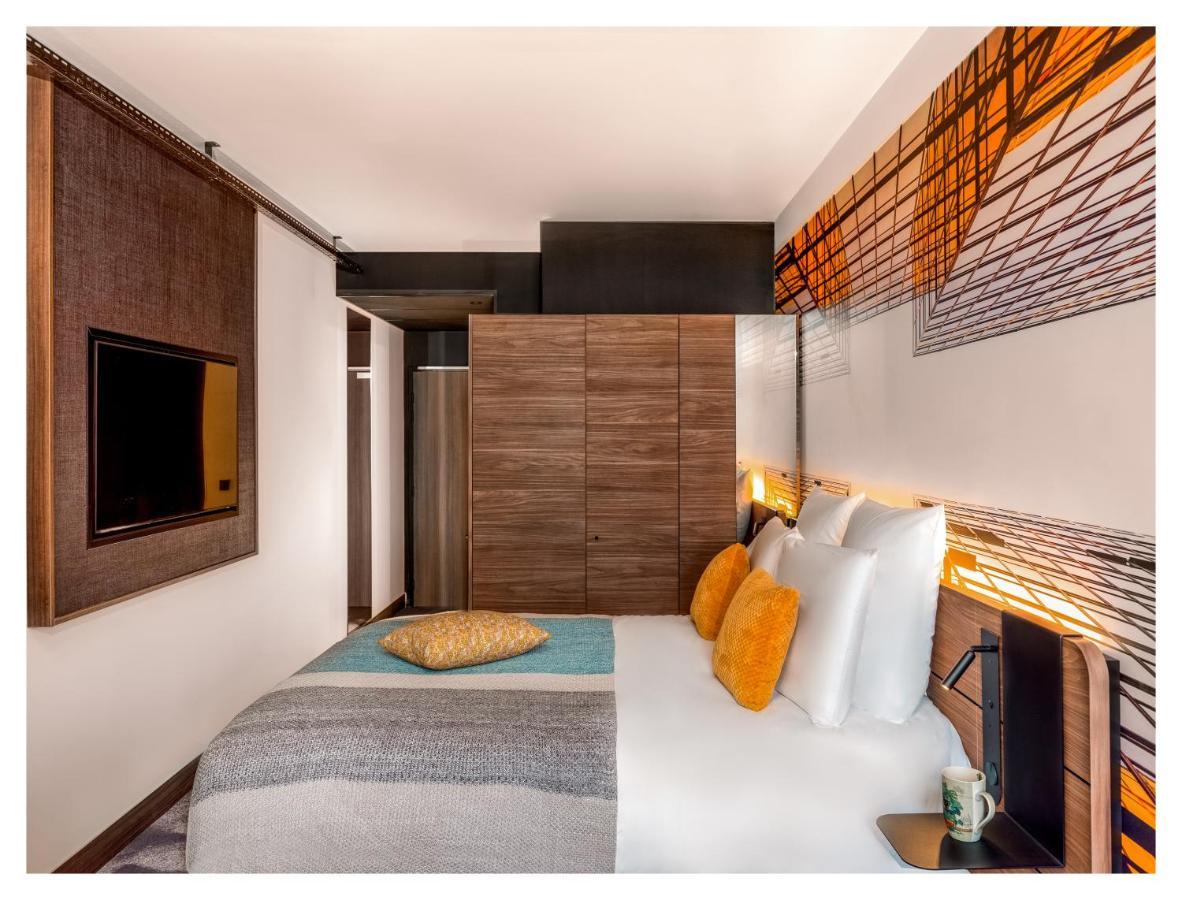 Novotel Paris Val De Hotel 4*